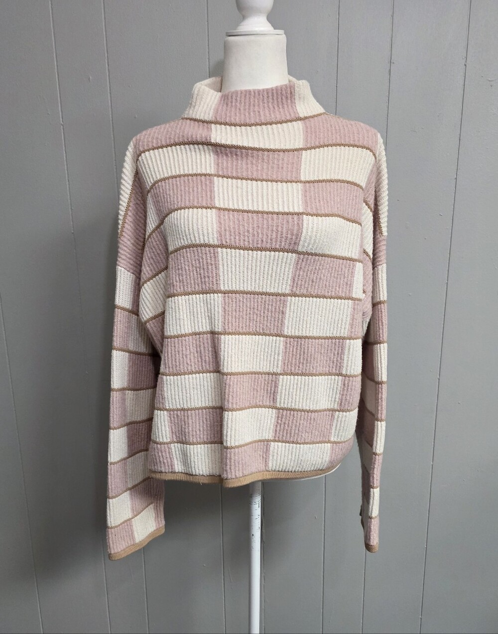 Club Monaco Soft Cream & Pink Funnel Neck Chackered Sweater Size L